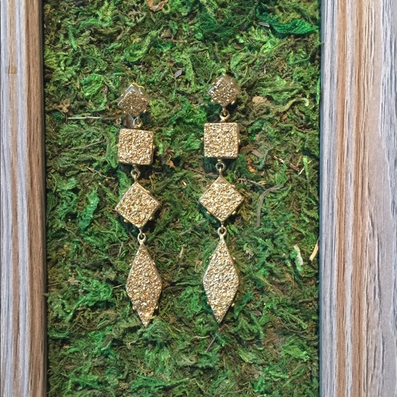 Jewelry - Picture 1 of 1